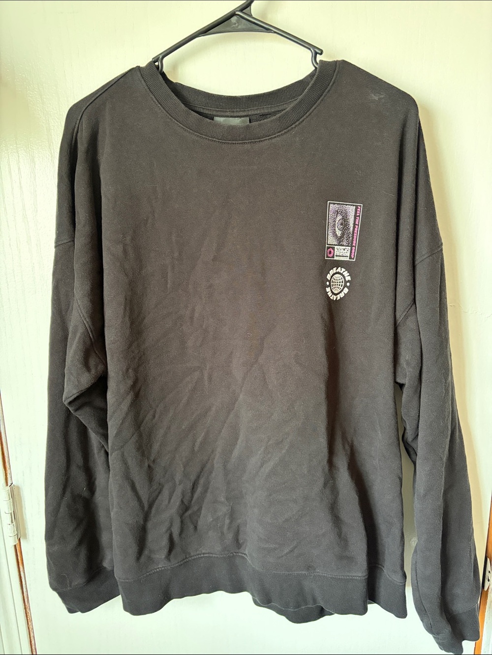 H&M Oversized Sweatshirt in Black